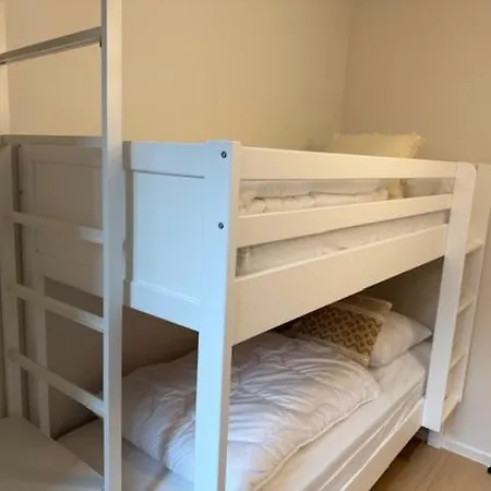 Sunny Corner 0001 Apartment