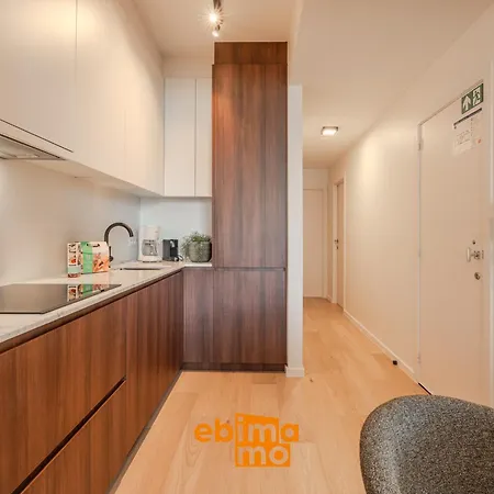 Sunny Corner 0001 * 니우포르트